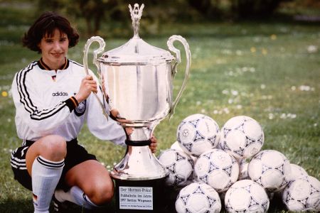 Platz 5: Bettina Wiegmann 154 Spiele     Erstes Spiel: 01.10.1989 Letztes Spiel: 12.10.2003